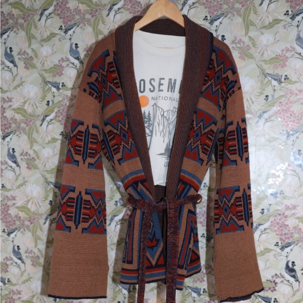 Vintage Southwestern Sweater - Size Large 💕